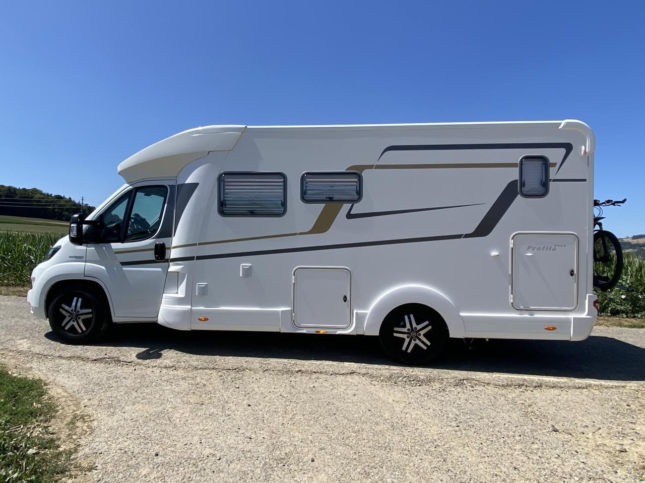 Eura Mobil Profila T 695 HB