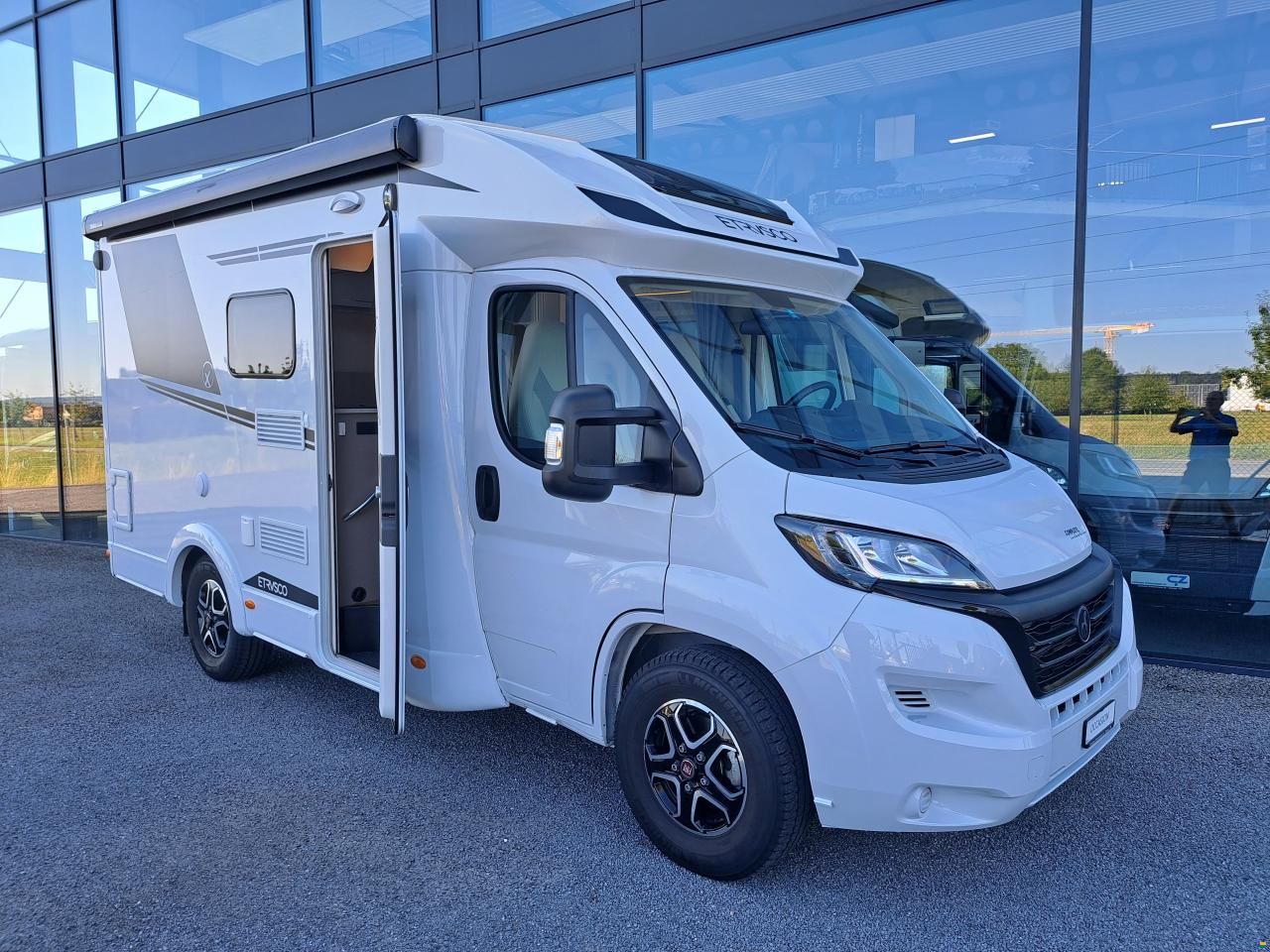 Etrusco T 5900 FB