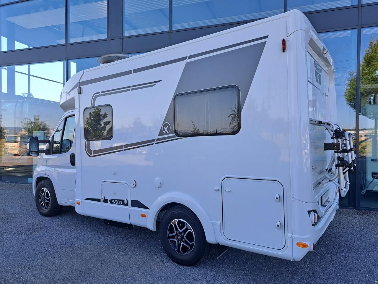 Etrusco T 5900 FB