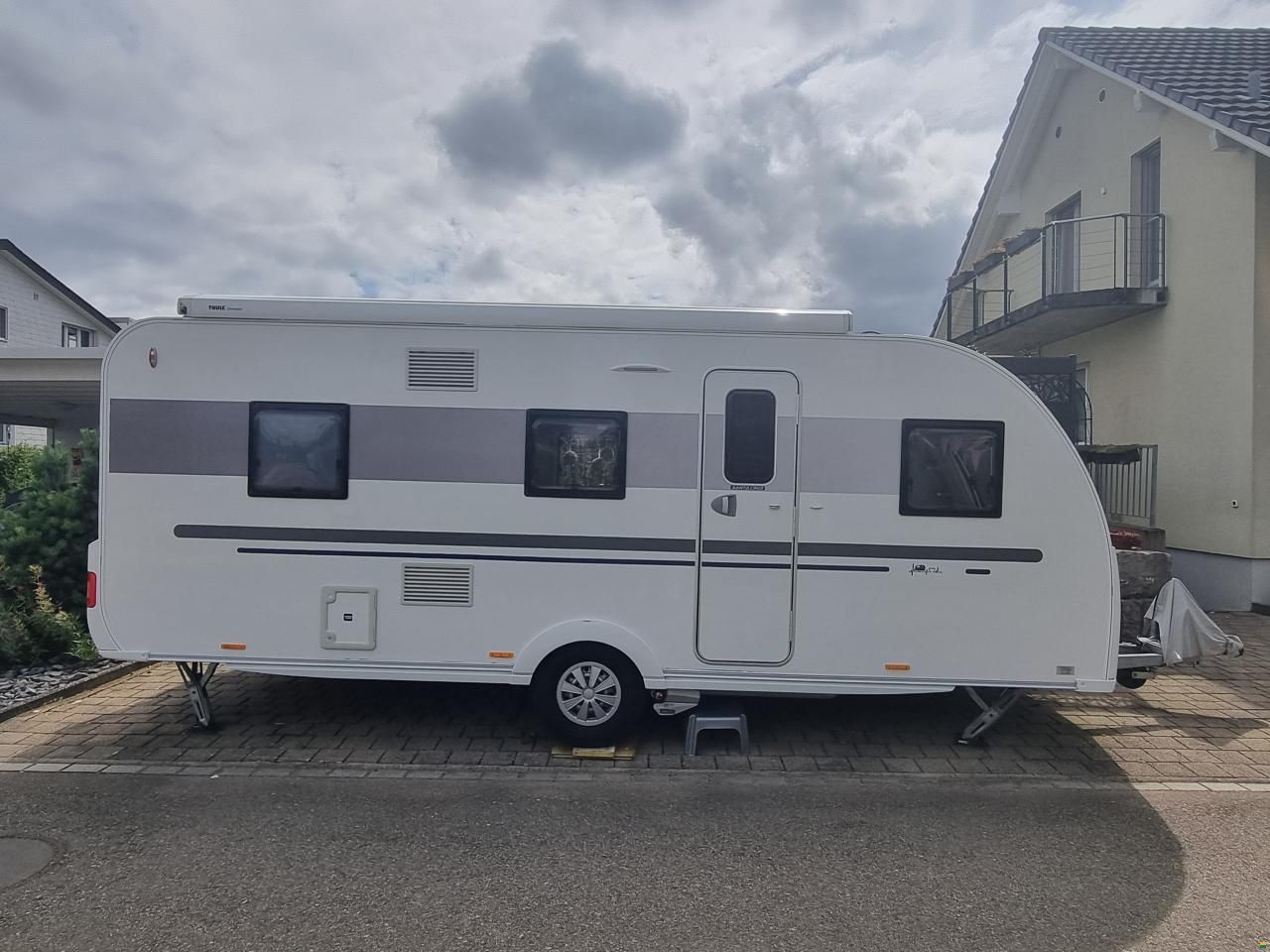 Adria Adora PT 573