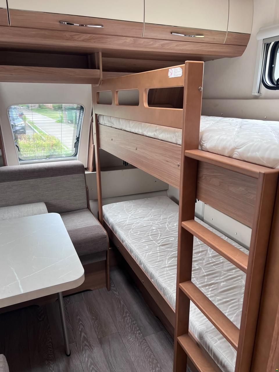 Hobby 515 UHK De Luxe