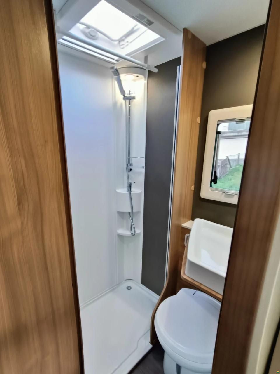 Adria CORAL XL 600 DP
