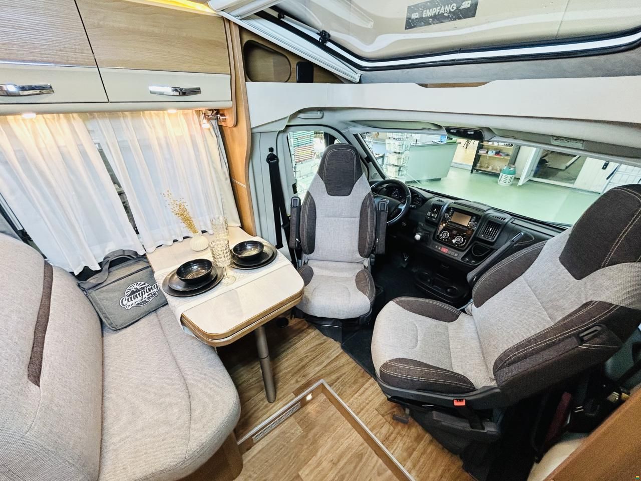 Knaus VAN TI 650 MEG