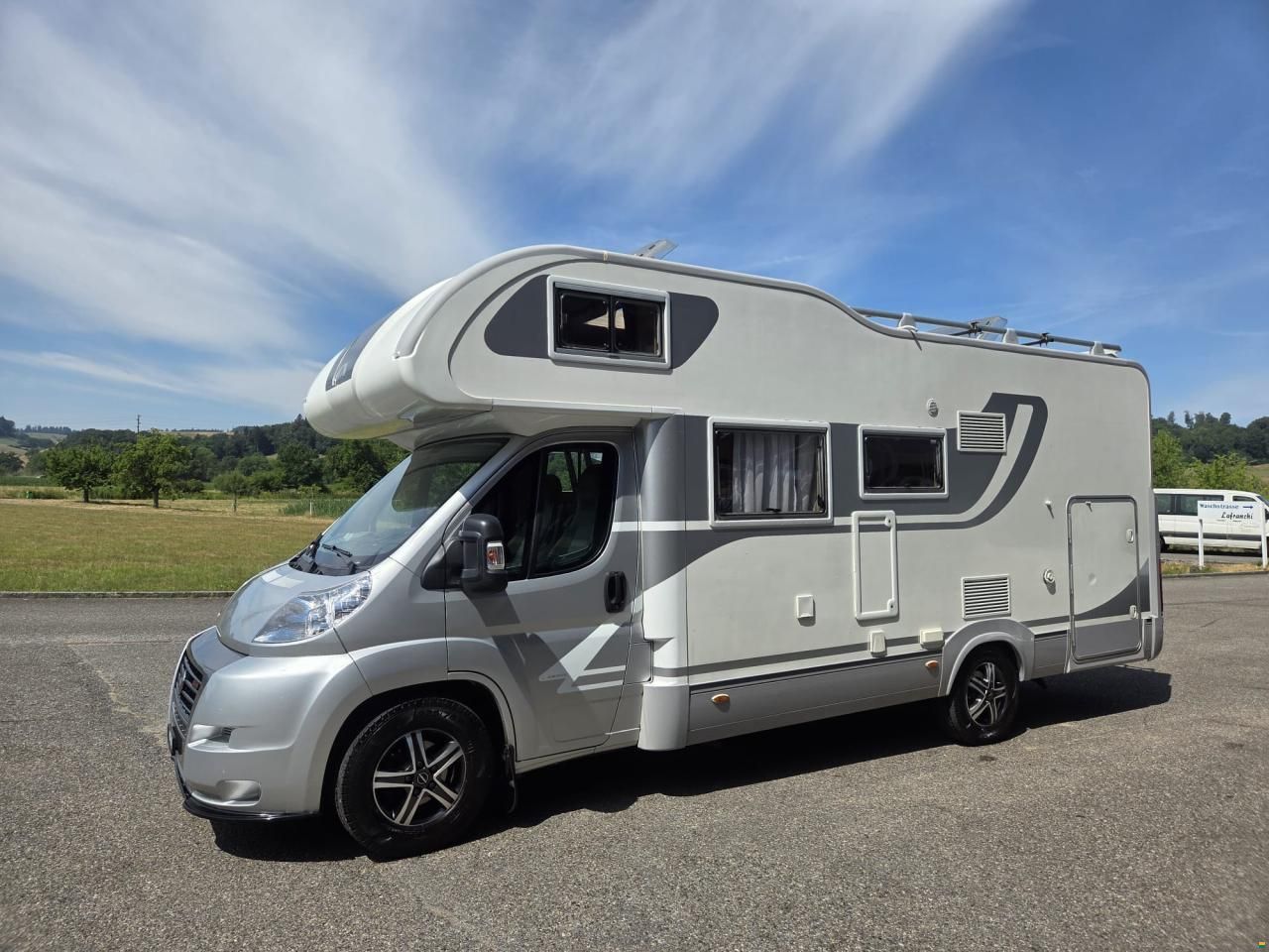 Adria Adriatik S 660 SP Coral Silver