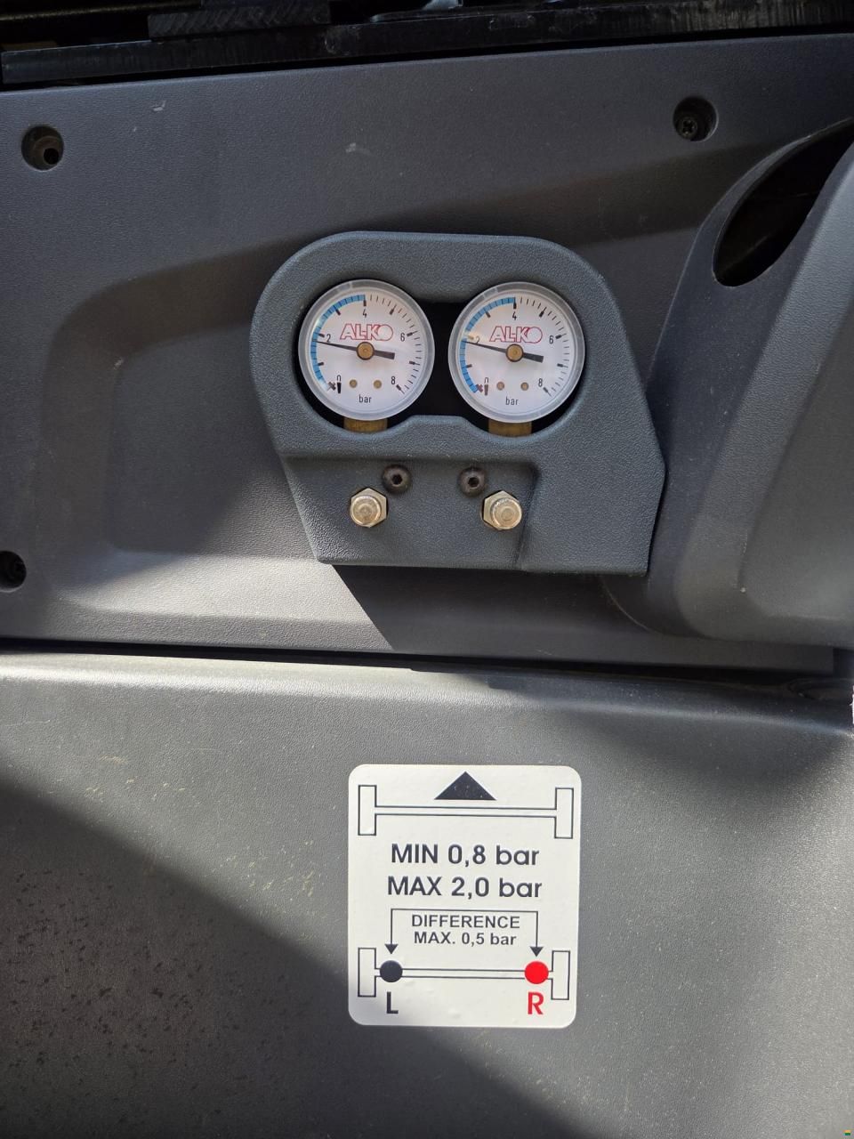 Adria Adriatik S 660 SP Coral Silver