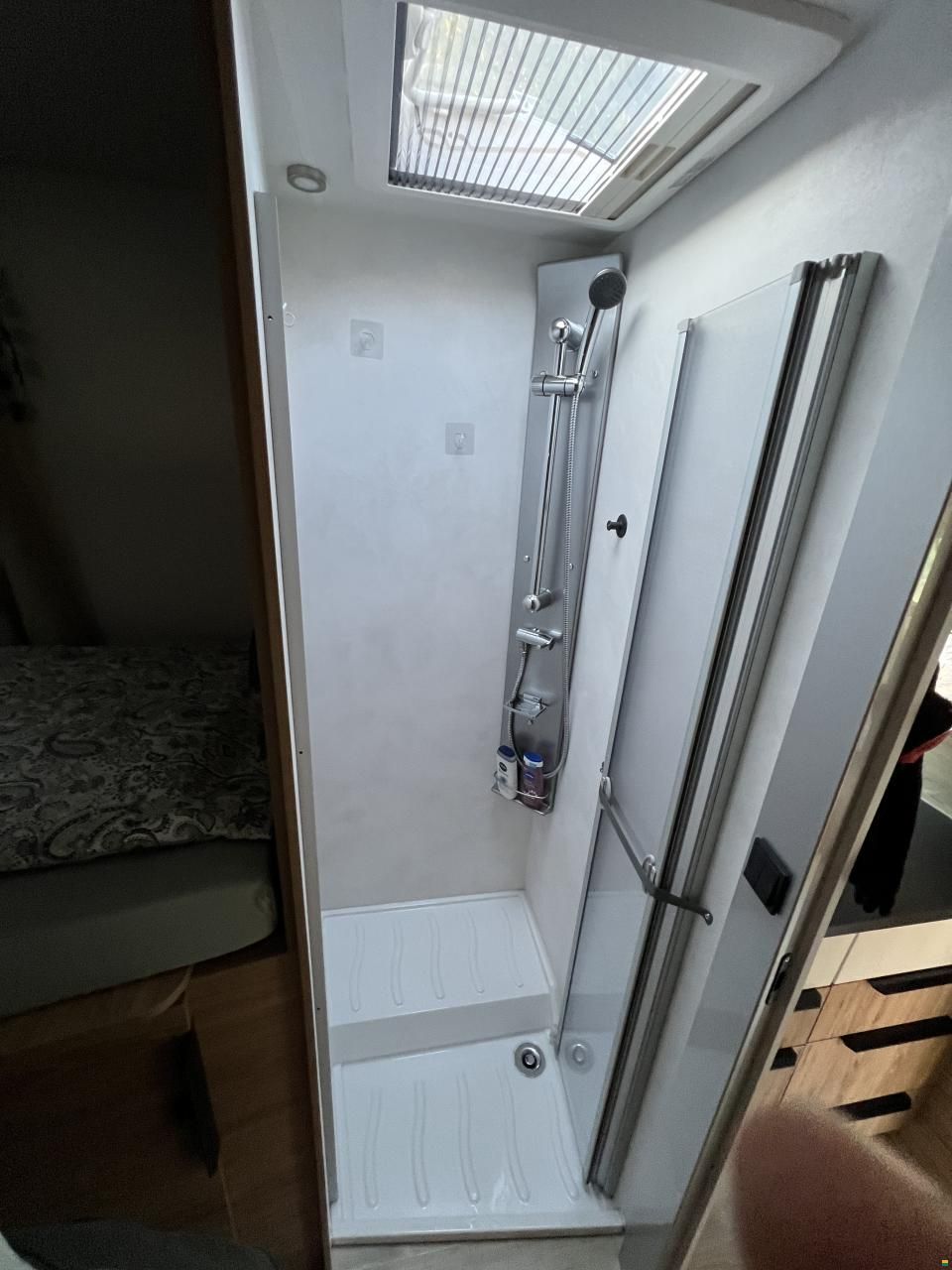 Pilote Pacific P696GJ Expression