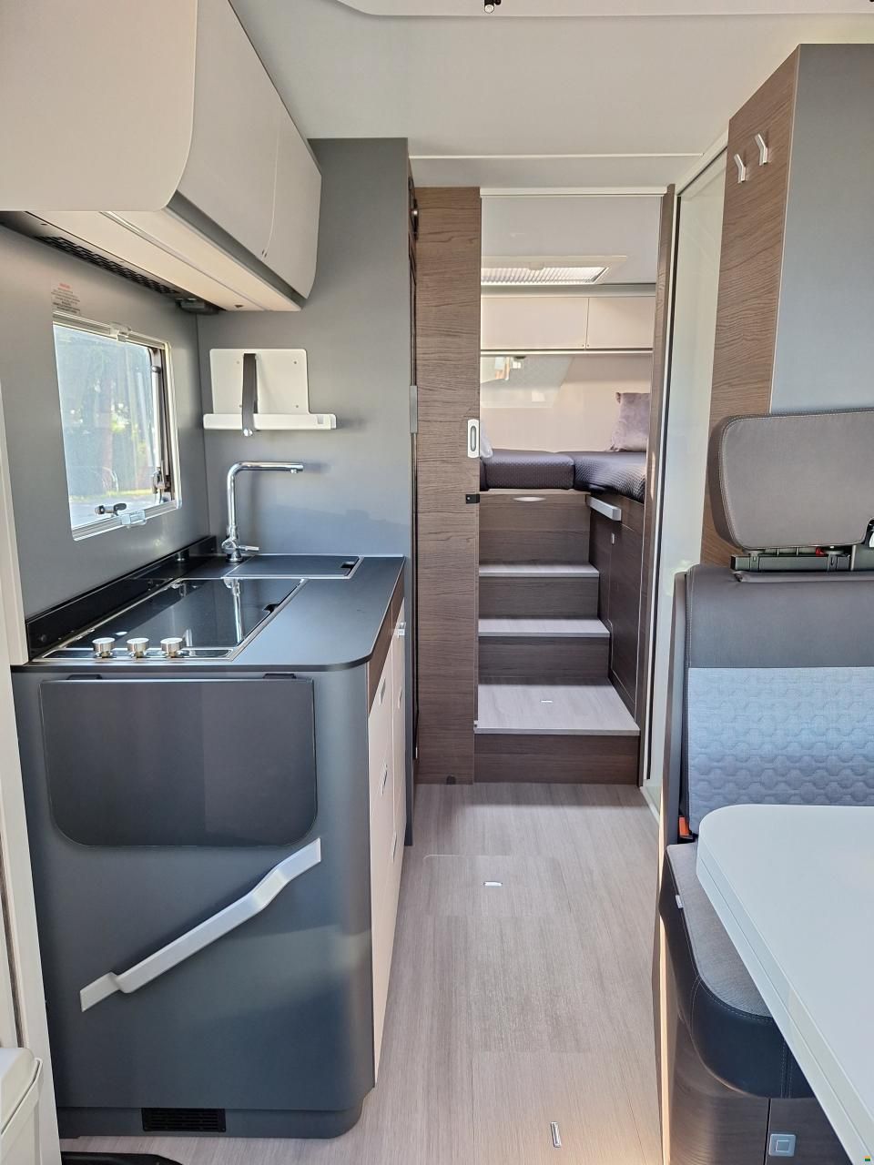 Adria Coral Supreme - MB 650 SL