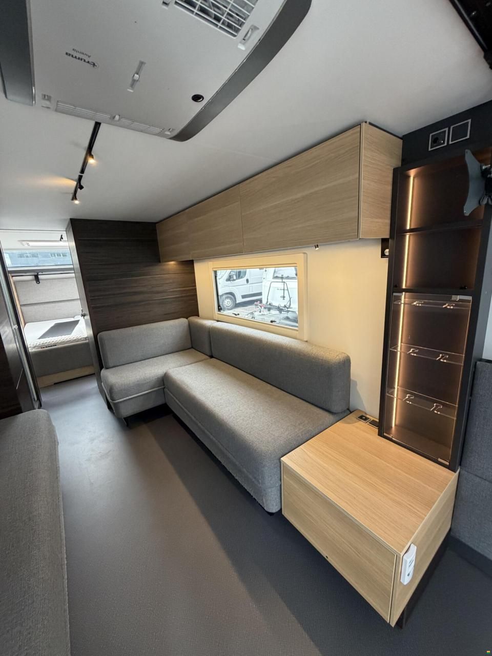 Adria Astella 904 HP