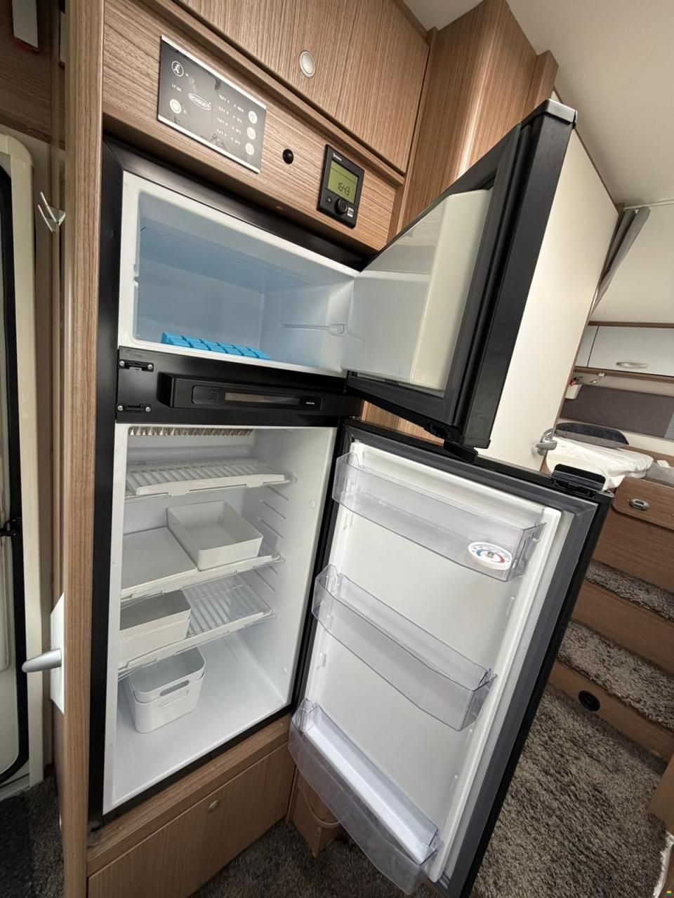 Carado T447 Clever Edition