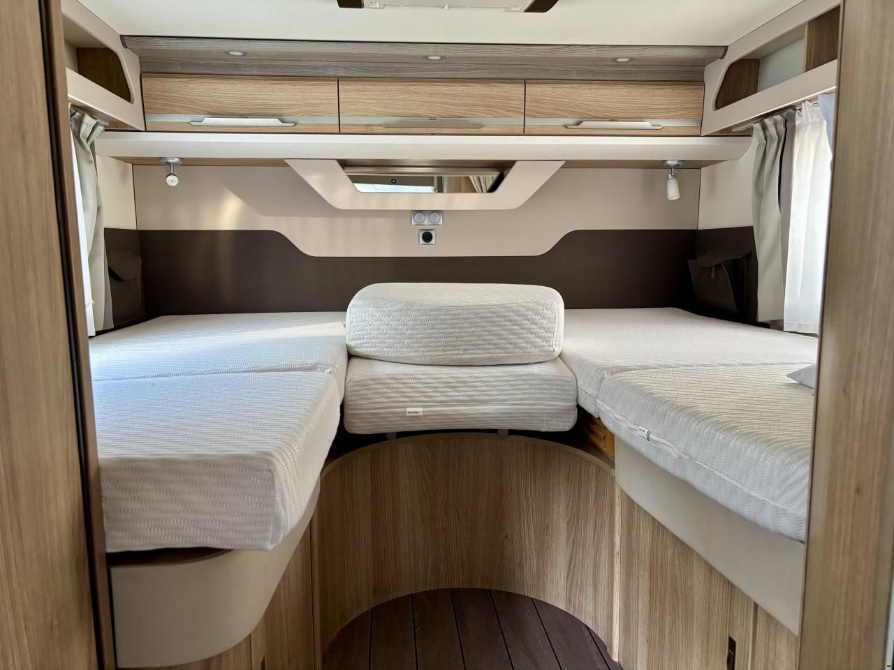 Knaus Sky Wave 650 MEG