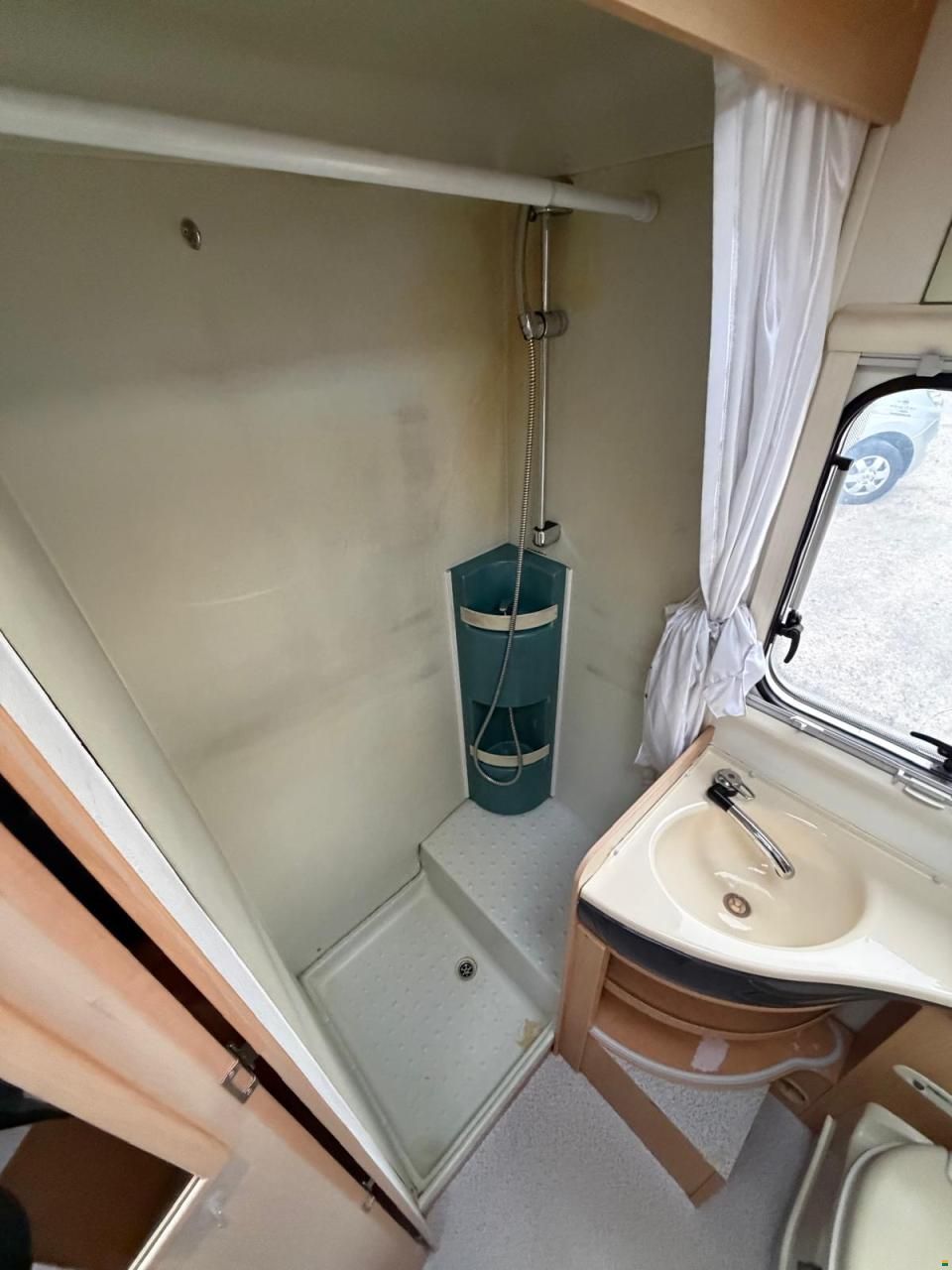 Eura Mobil **PROFILA 685**QUERBETT*WINTERTAUGLICH*