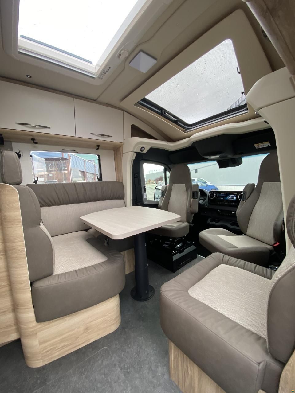 Eura Mobil Profila T 696 EB
