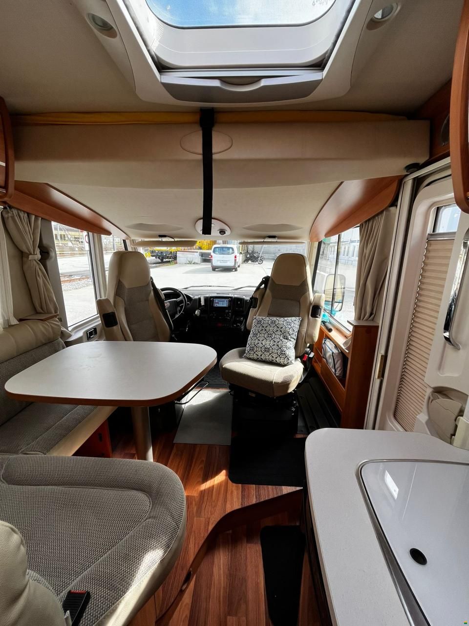Hymer Exsis-I