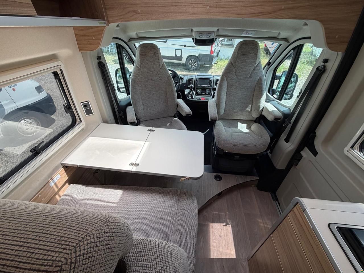 Fiat *HYMER*YELLOWSTONE*9G AUTOMAT*L&Auml;NGSBETT