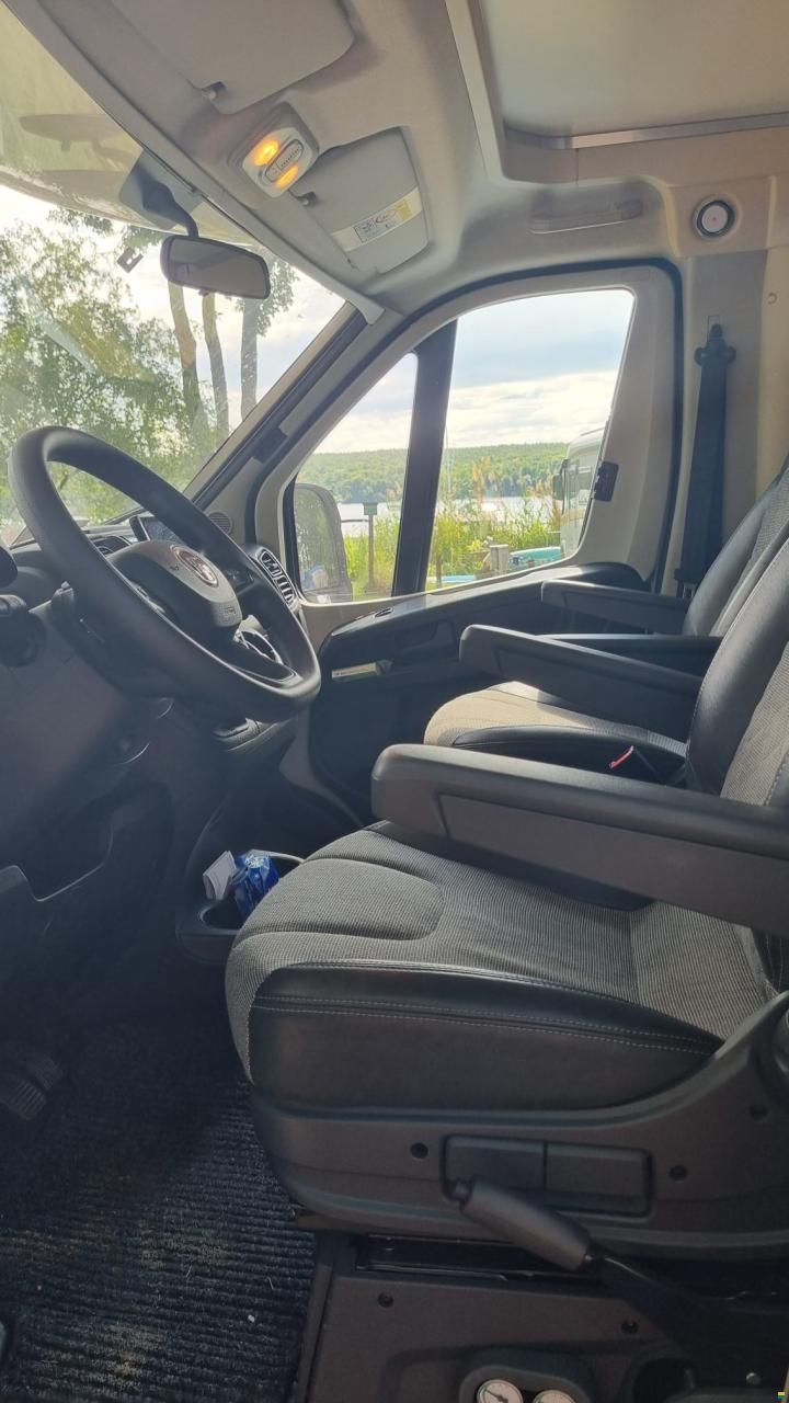Adria Coral XL 670 SL
