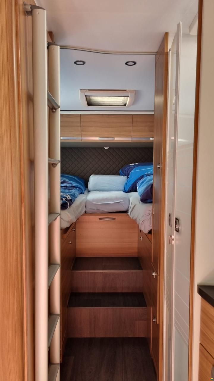 Adria Coral XL 670 SL