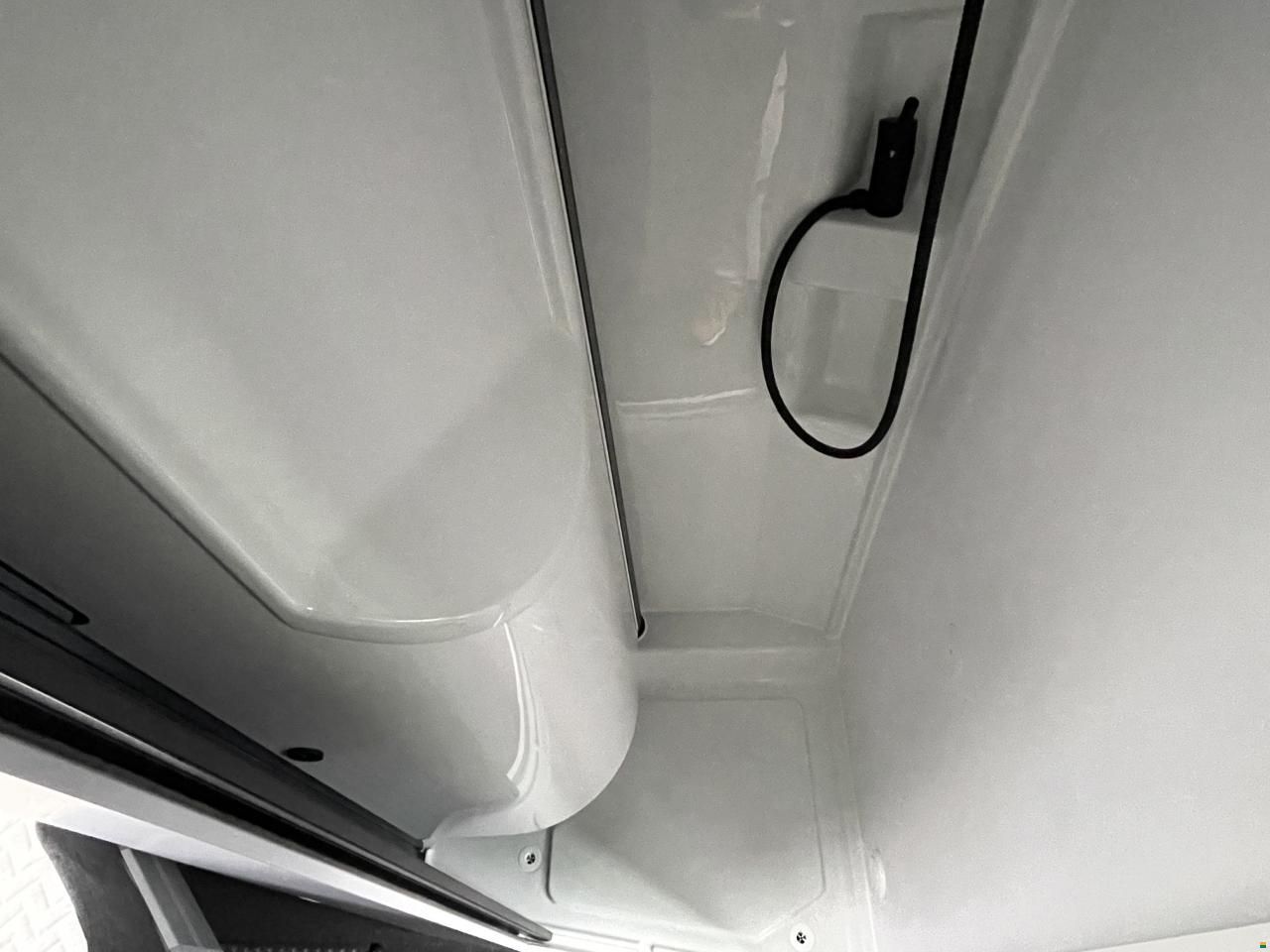 Adria Twin Supreme 600 SPB