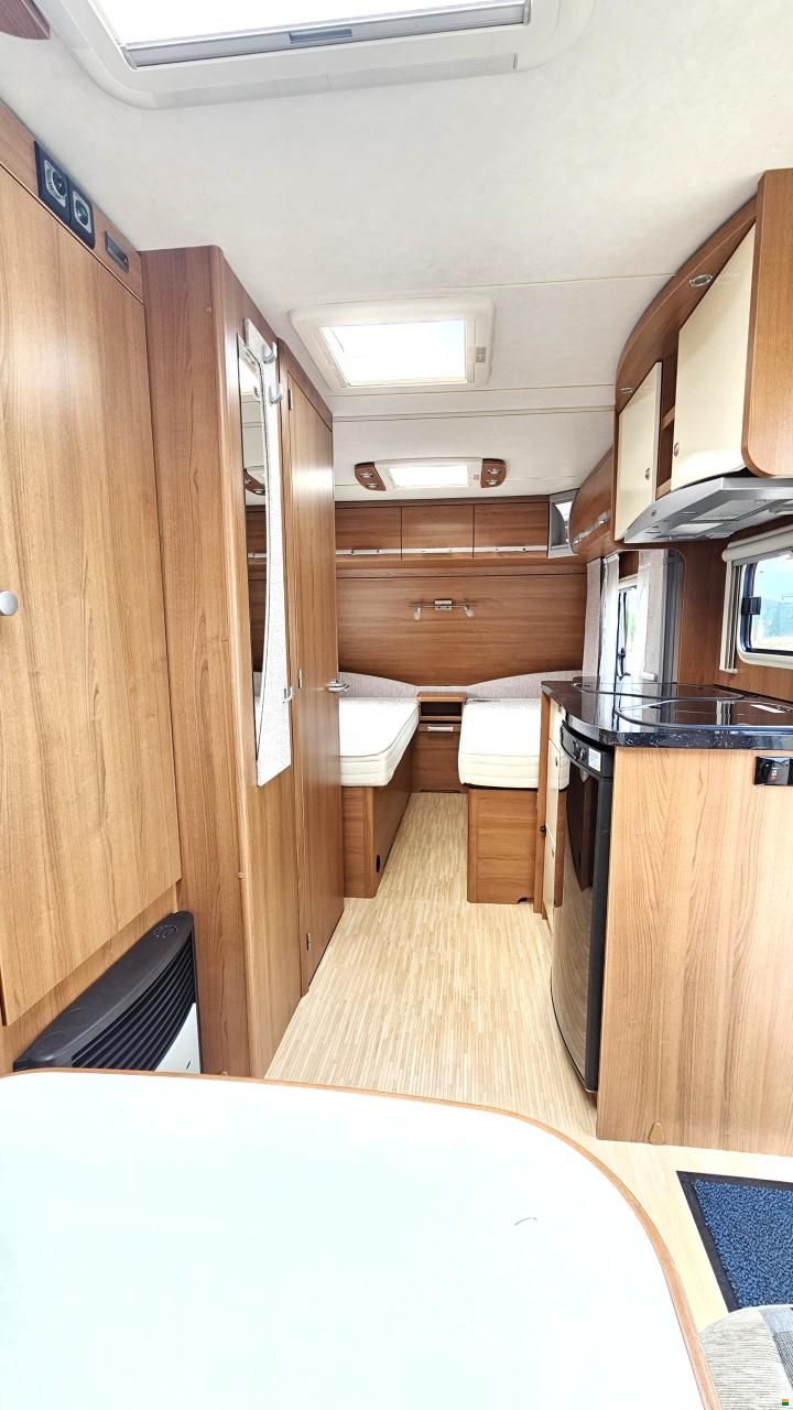 LMC MUN Musica 470E