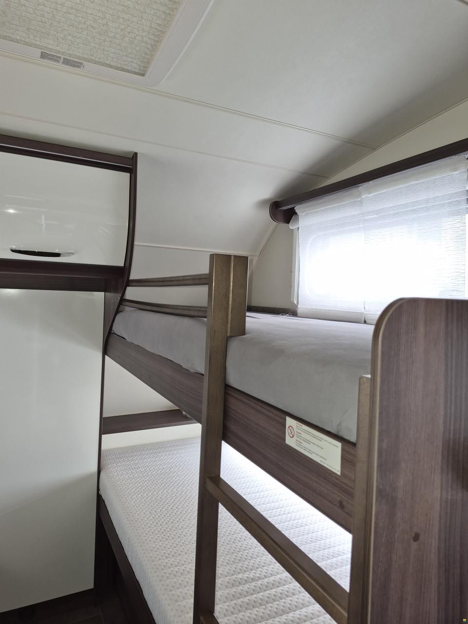 B&uuml;rstner Averso Plus 510 TK