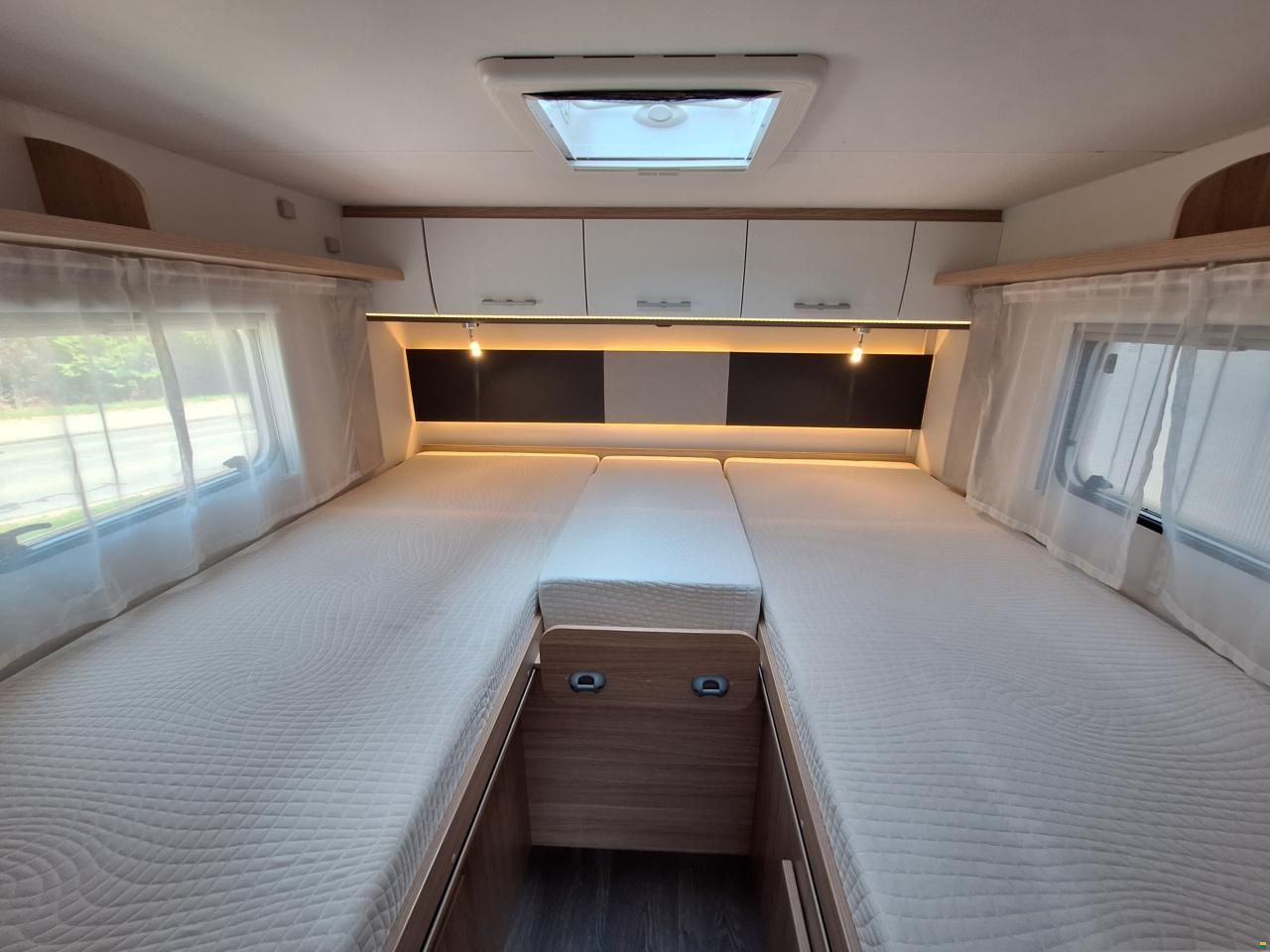 Sunlight Capron T67