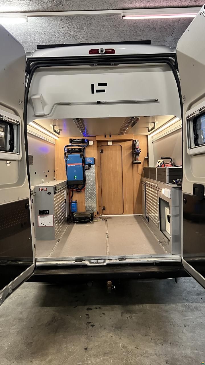 Weinsberg CaraBus 630 MEG OUTLAW