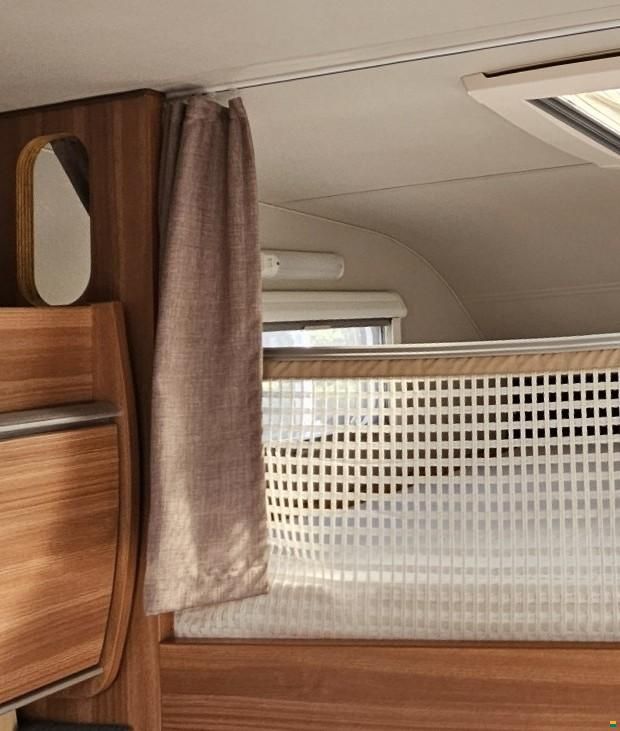 Weinsberg CaraHome 700 DG