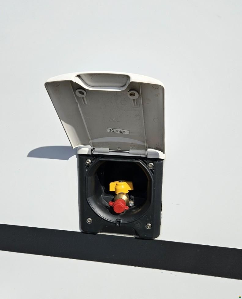 Weinsberg CaraHome 700 DG