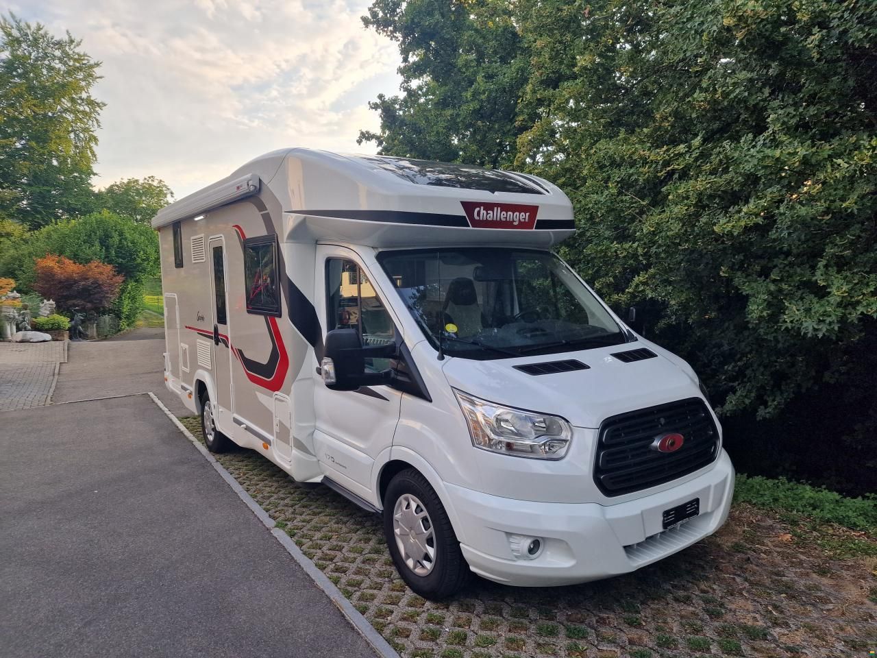 Challenger Grapithe 260