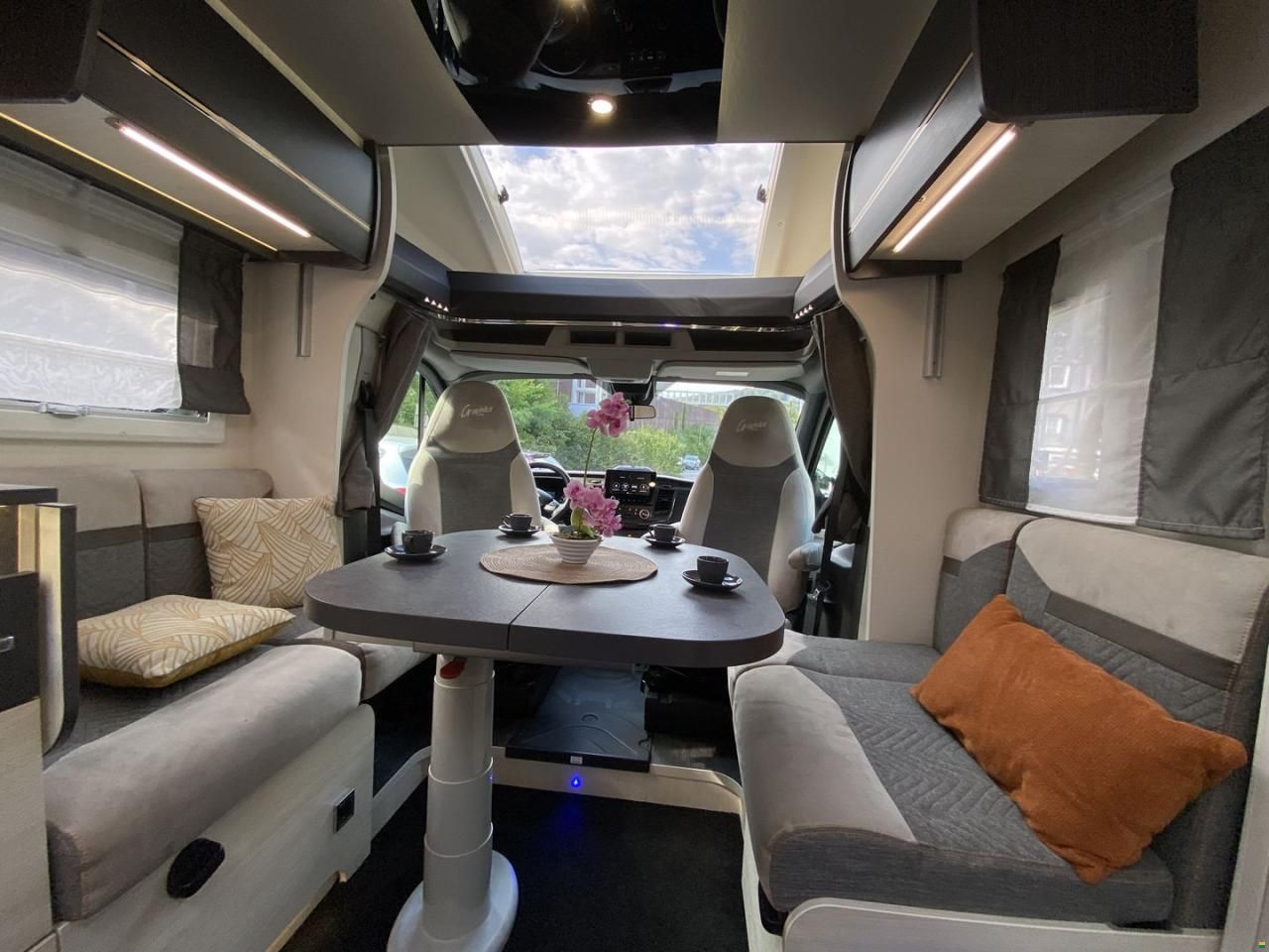 Challenger Graphite 337GA Premium Ford 170 Automat