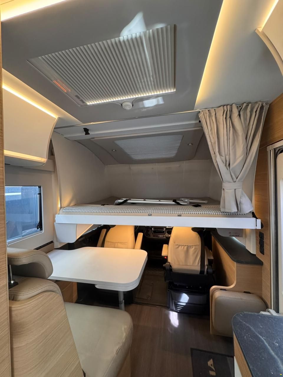Adria SONIC PLUS 600 SL