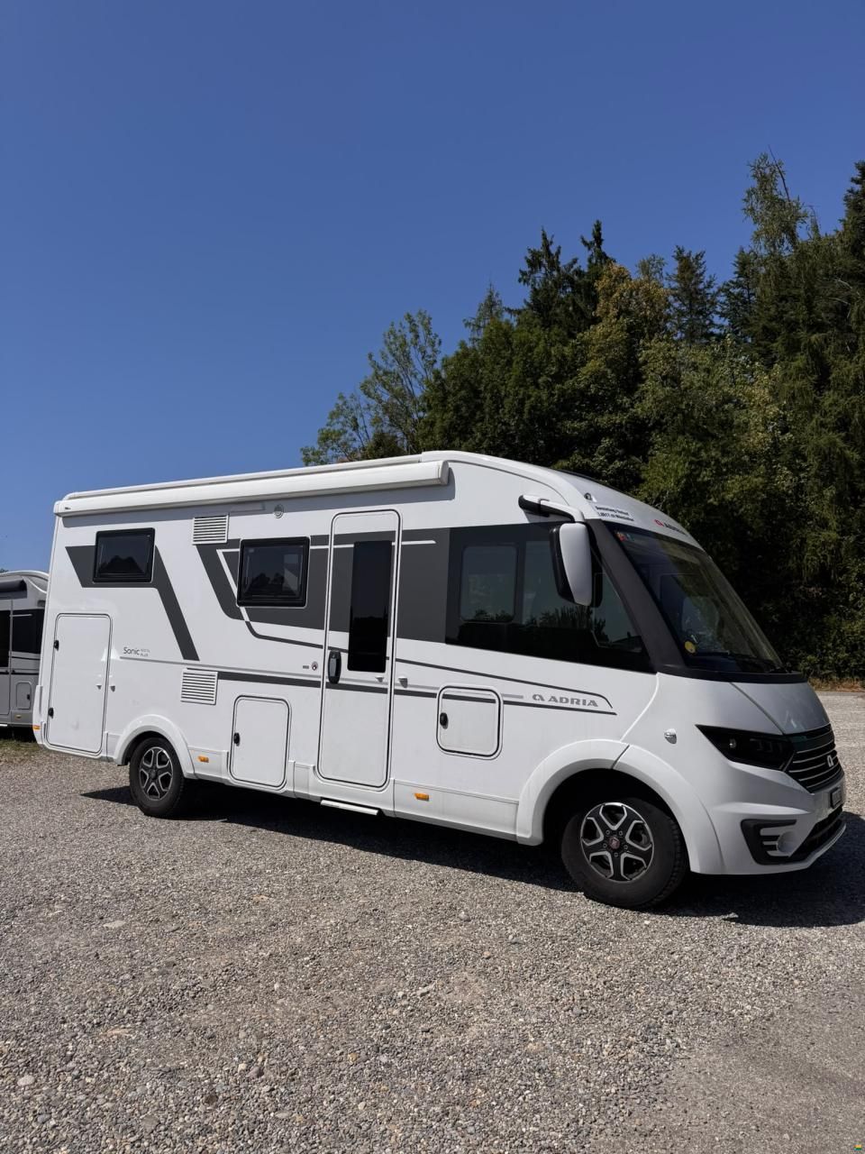 Adria SONIC PLUS 600 SL