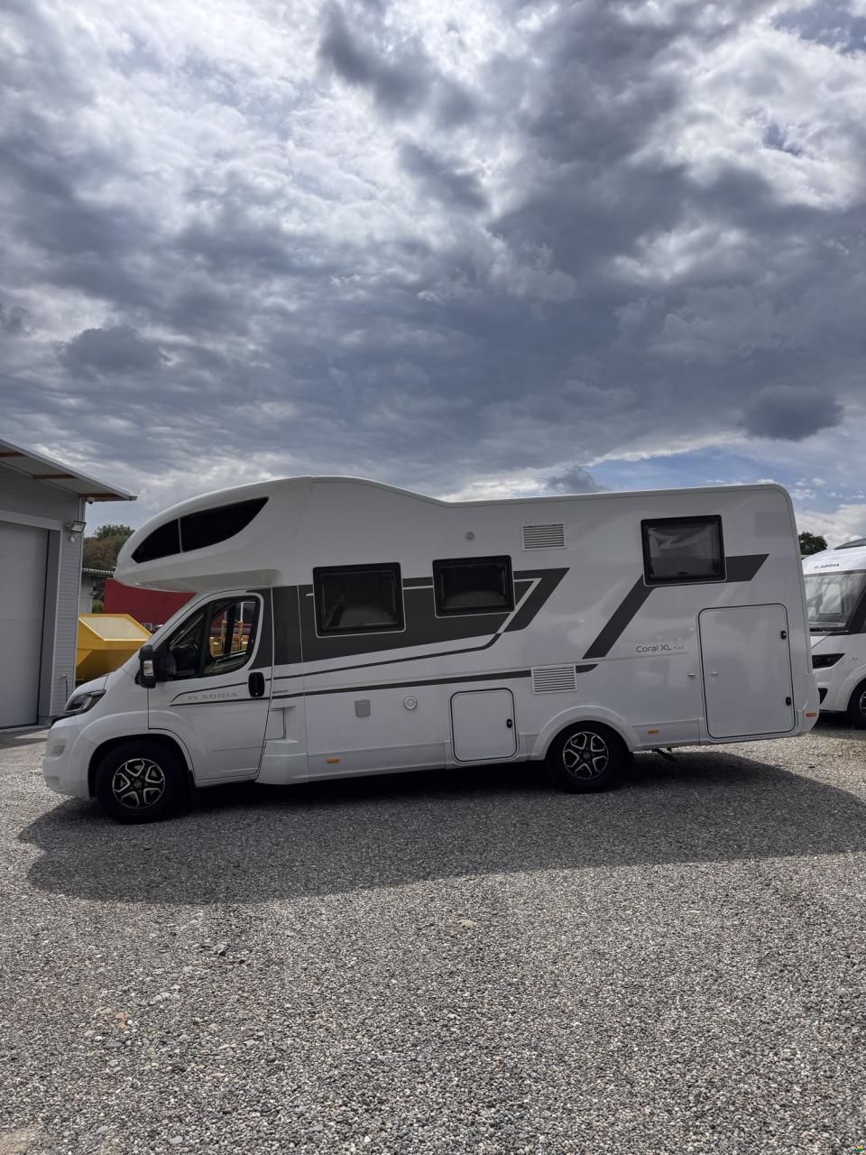 Adria CORAL XL PLUS 660 SL