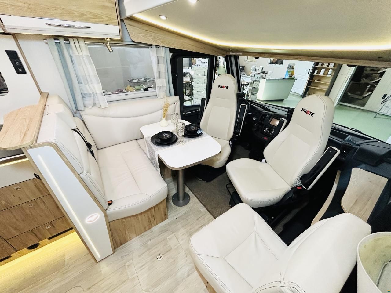 Pilote G700