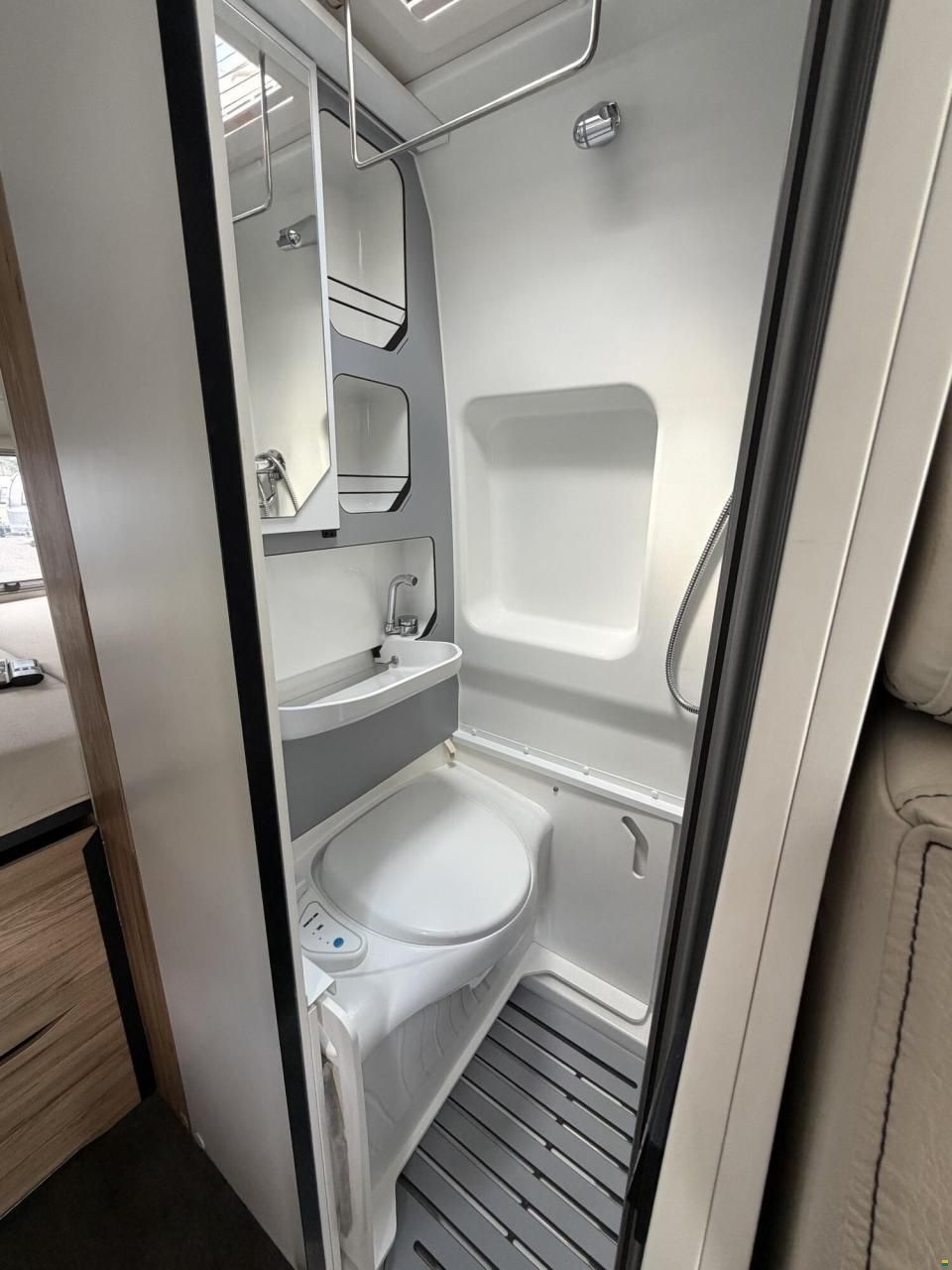 Pilote Sonstige V640