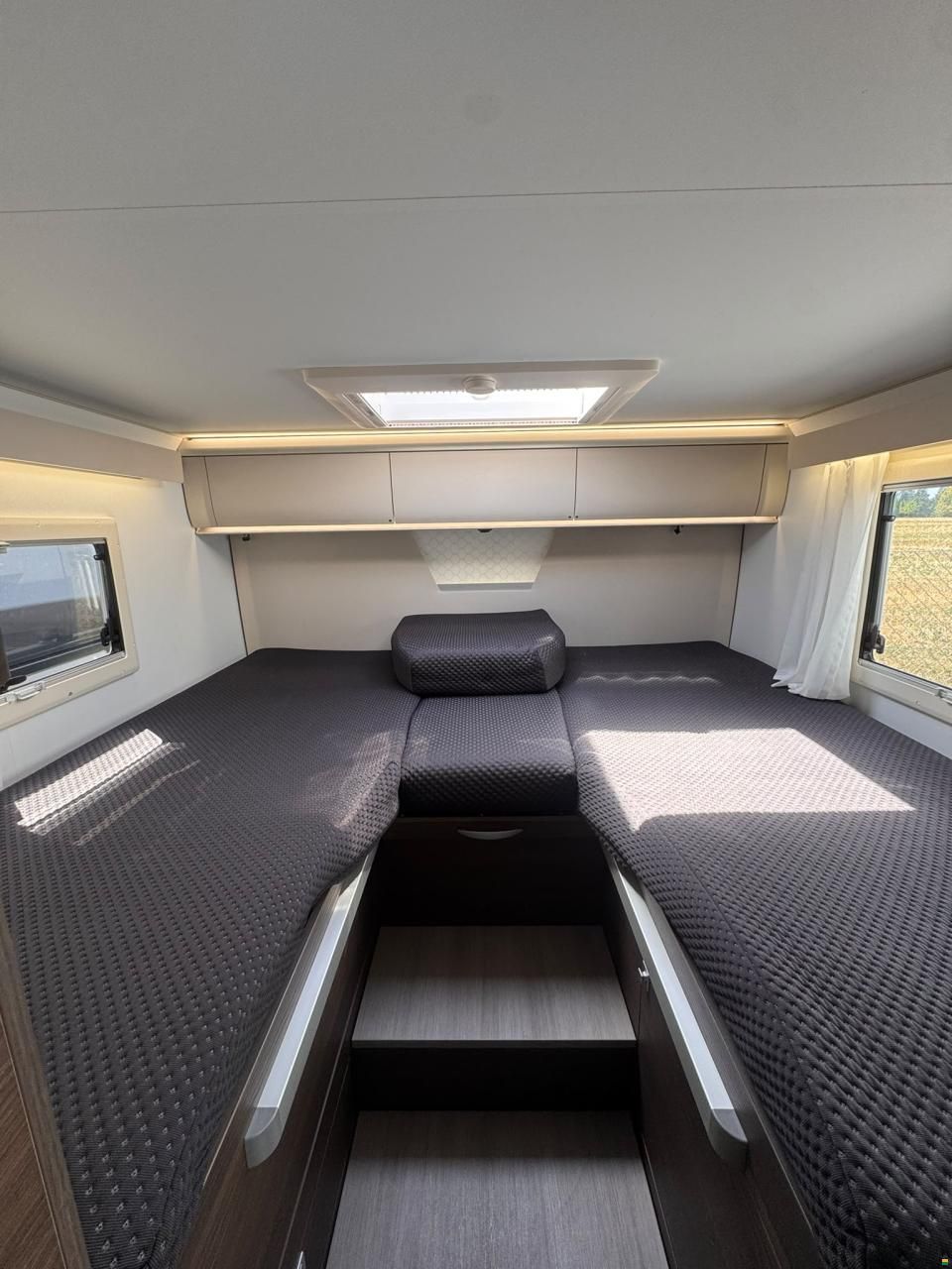 Adria MercedesBenz Matrix Supreme 670 SL
