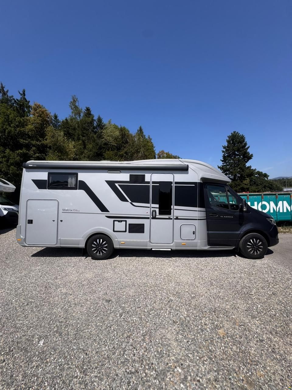 Adria MercedesBenz Matrix Supreme 670 SL