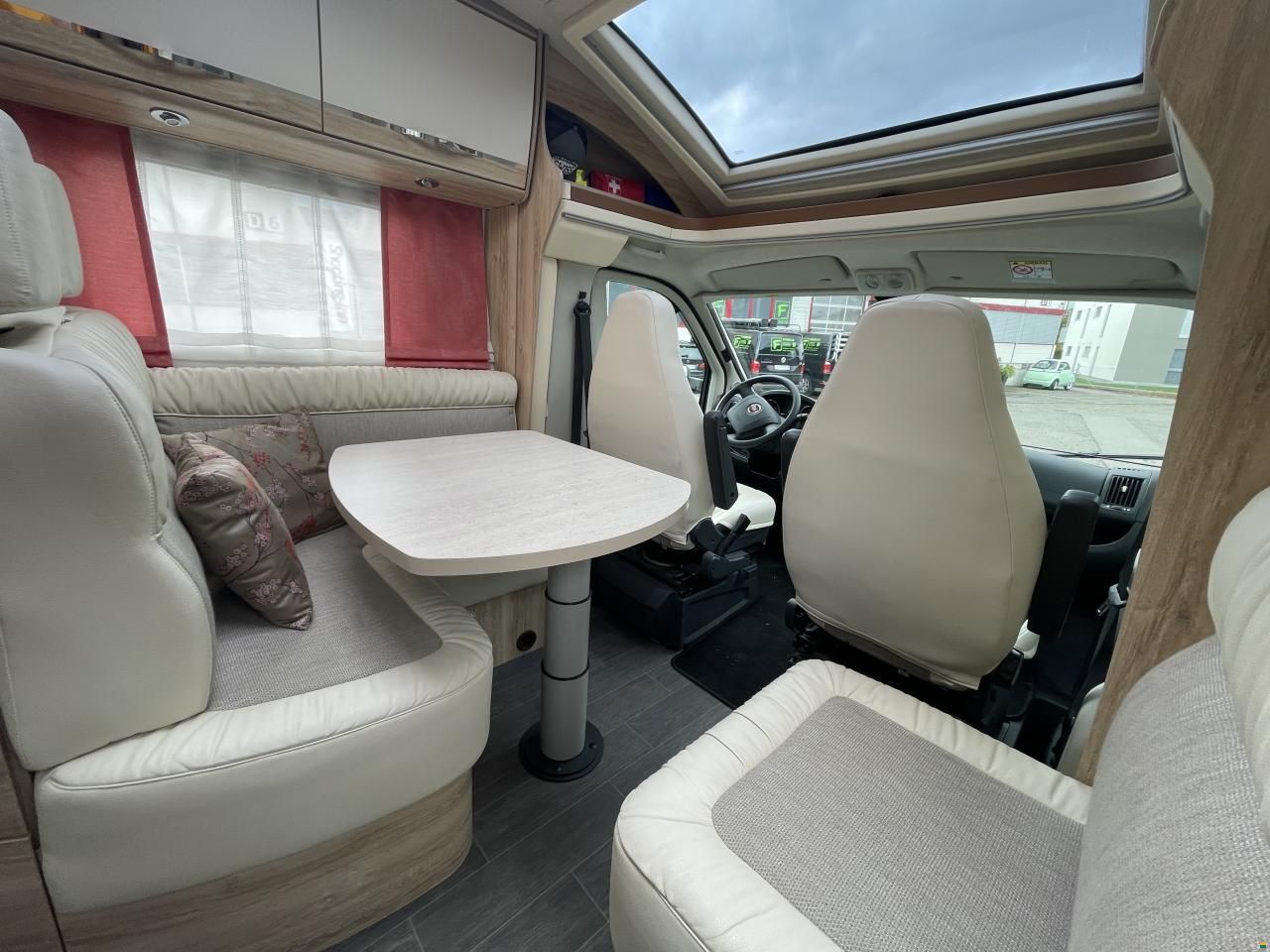 Eura Mobil Profila T 725 QB