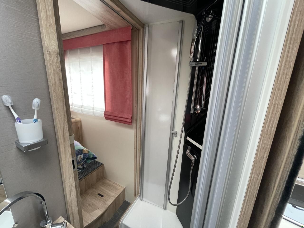 Eura Mobil Profila T 725 QB