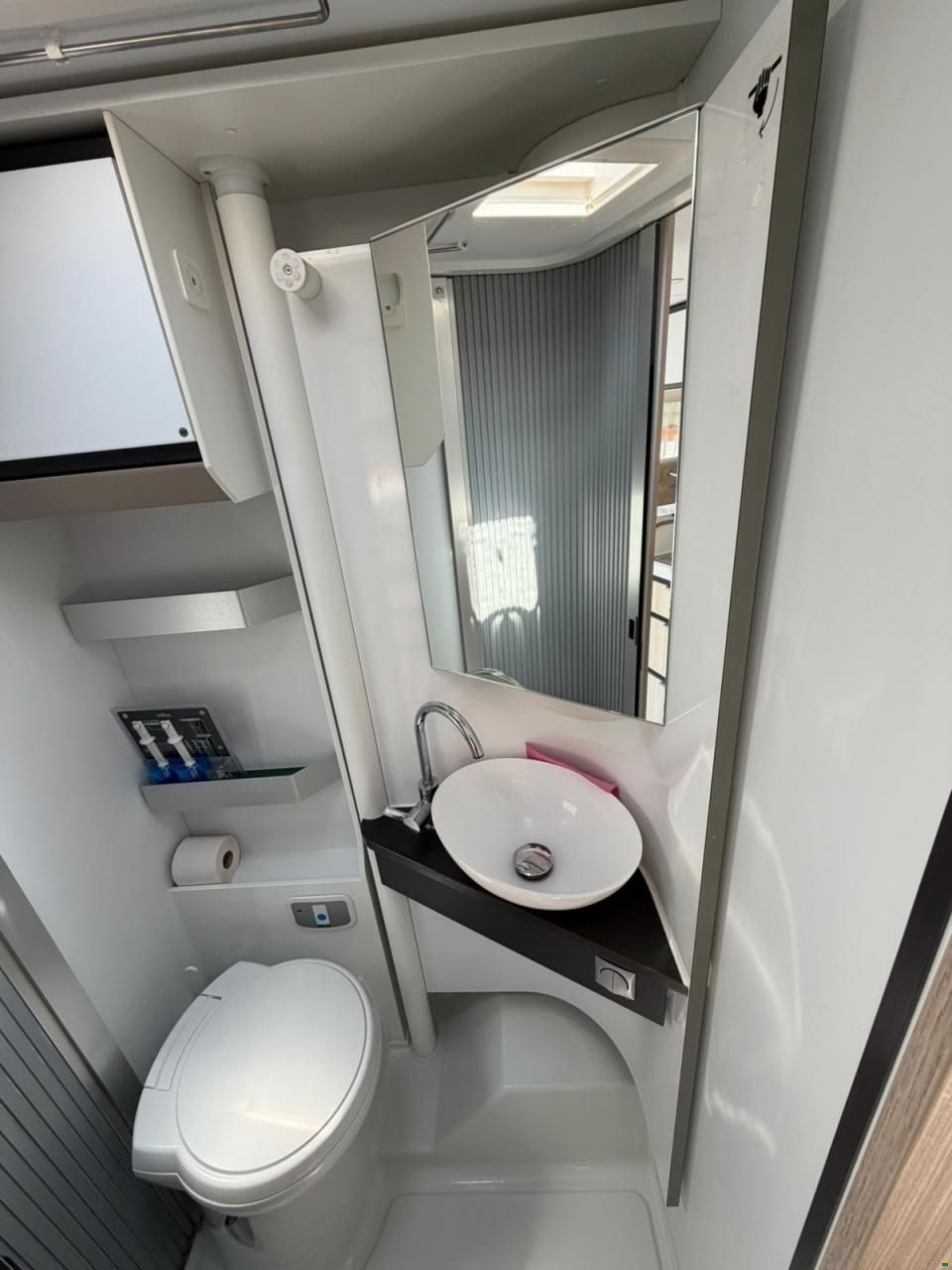 Fiat **ADRIA COMPACT PLUS DL*9GANG STUFENLOS*