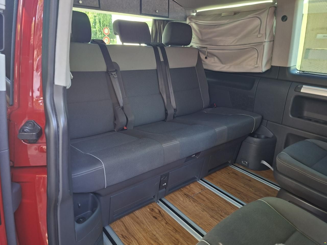 Volkswagen VW T5.1 MULTIVAN / FAMILY CAMPER 5-7SITZ