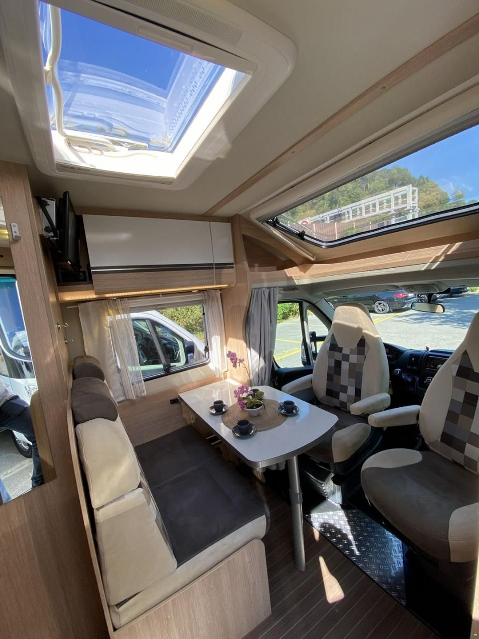 Sunlight T60, Fiat Ducato 2.3MJ 130PS