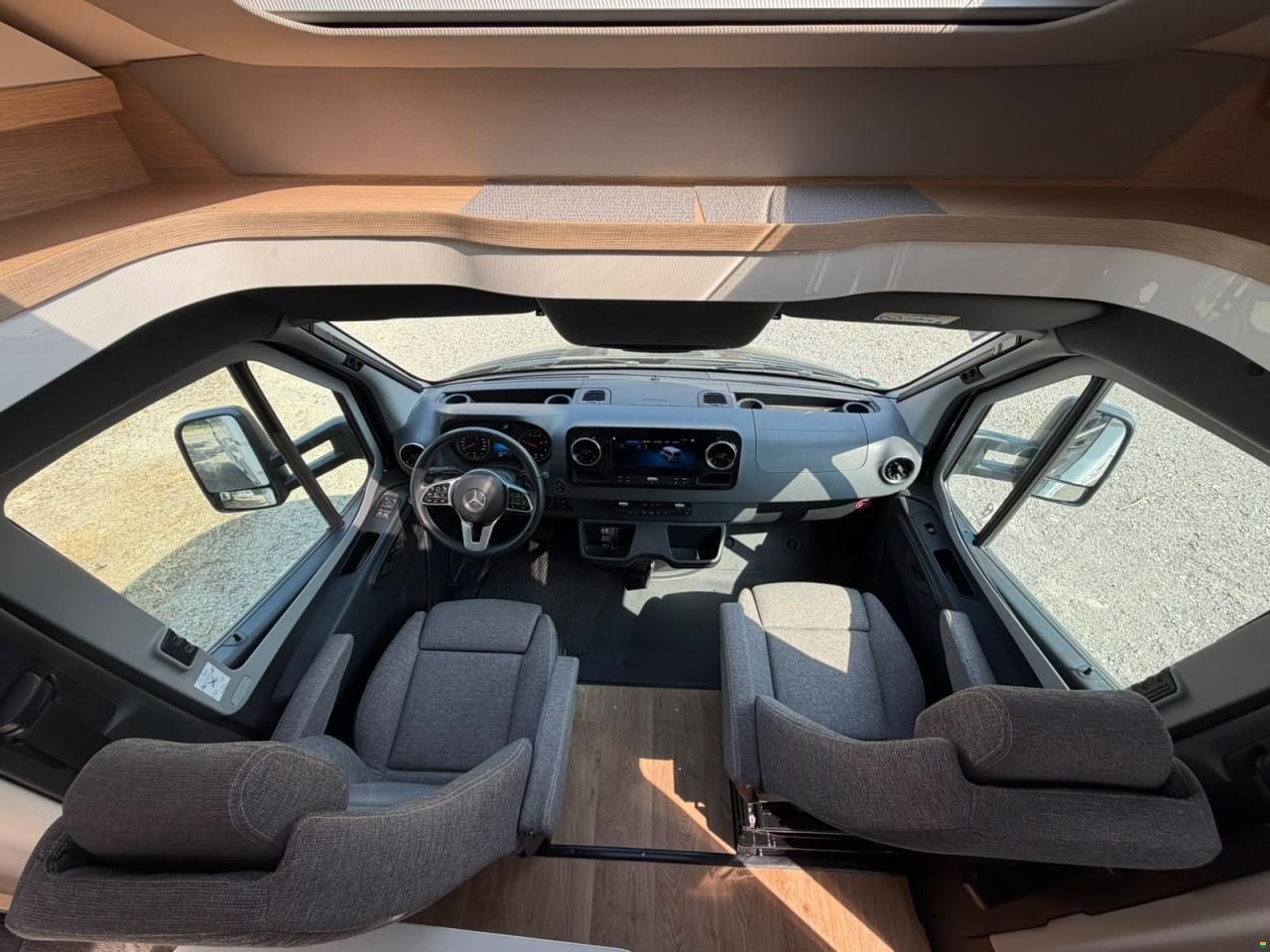 Mercedes Benz ***HYMER 580BMC***NEUWERTIG**LÄNGSBETT**