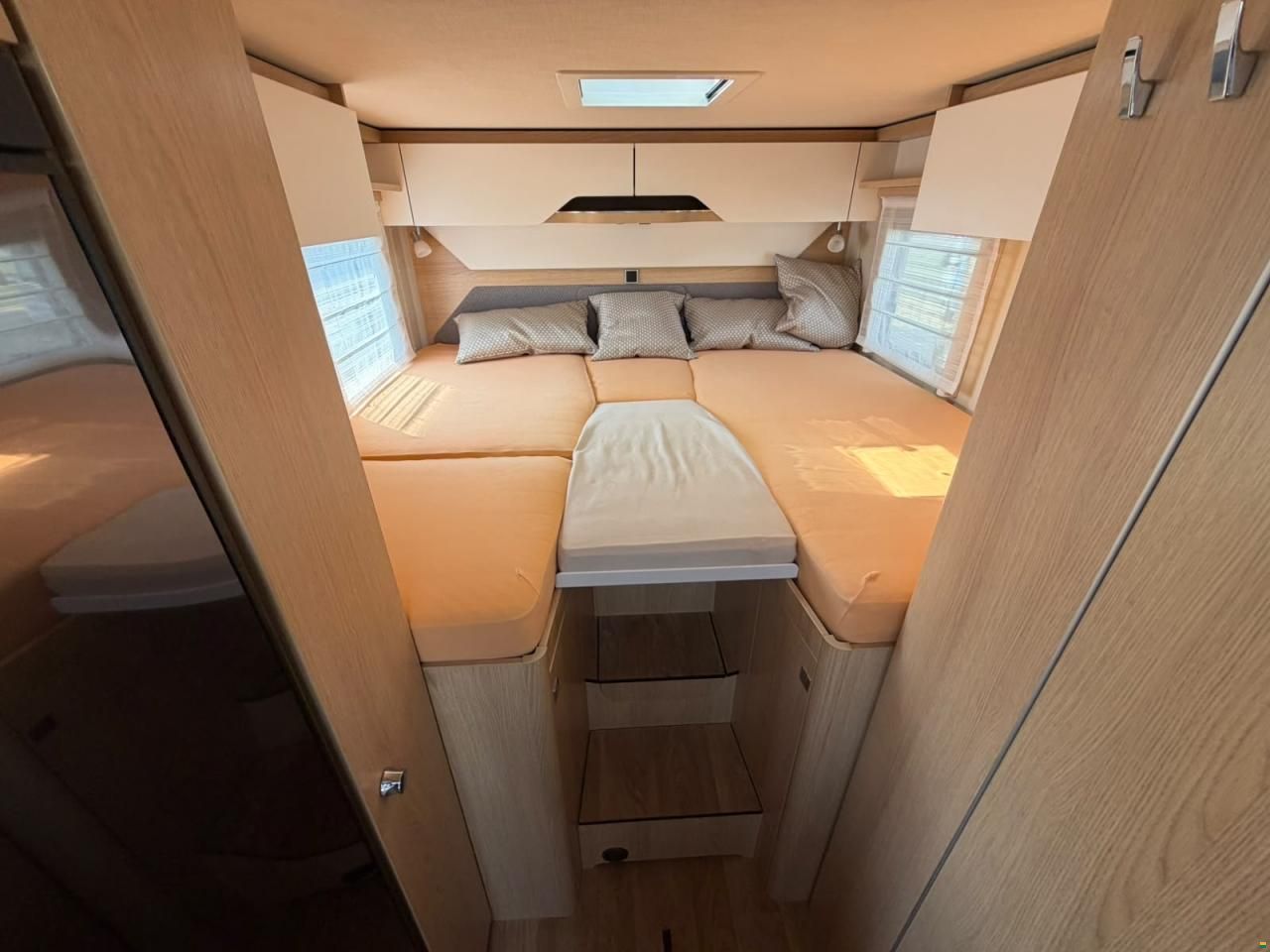 Mercedes Benz ***HYMER 580BMC***NEUWERTIG**LÄNGSBETT**