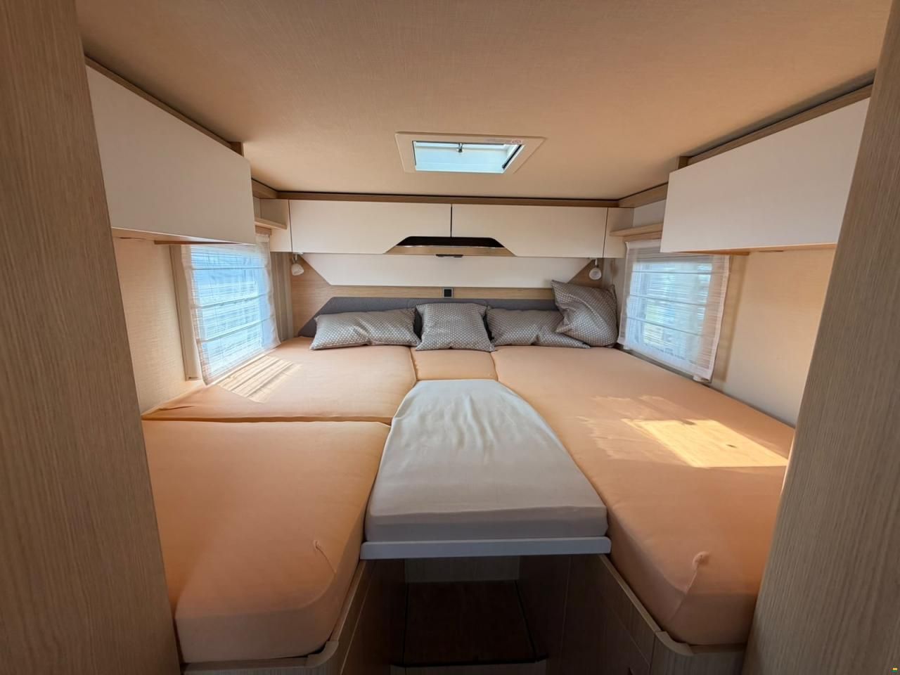 Mercedes Benz ***HYMER 580BMC***NEUWERTIG**LÄNGSBETT**