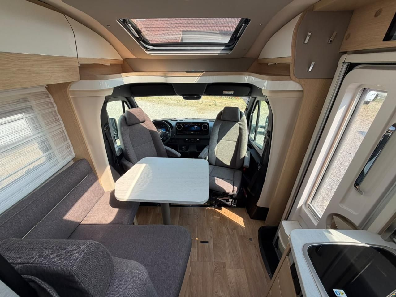 Mercedes Benz ***HYMER 580BMC***NEUWERTIG**LÄNGSBETT**