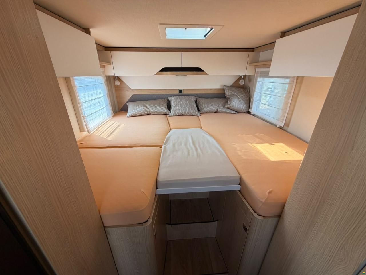 Mercedes Benz ***HYMER 580BMC***NEUWERTIG**LÄNGSBETT**