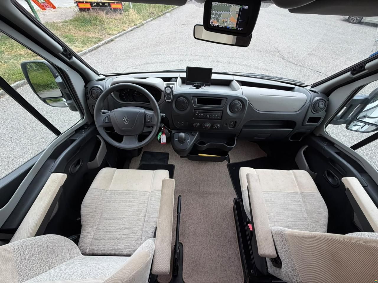 Renault *ADRIA*MATRIX*AUTOMAT*LÄNGSBETT*HUBBETT*