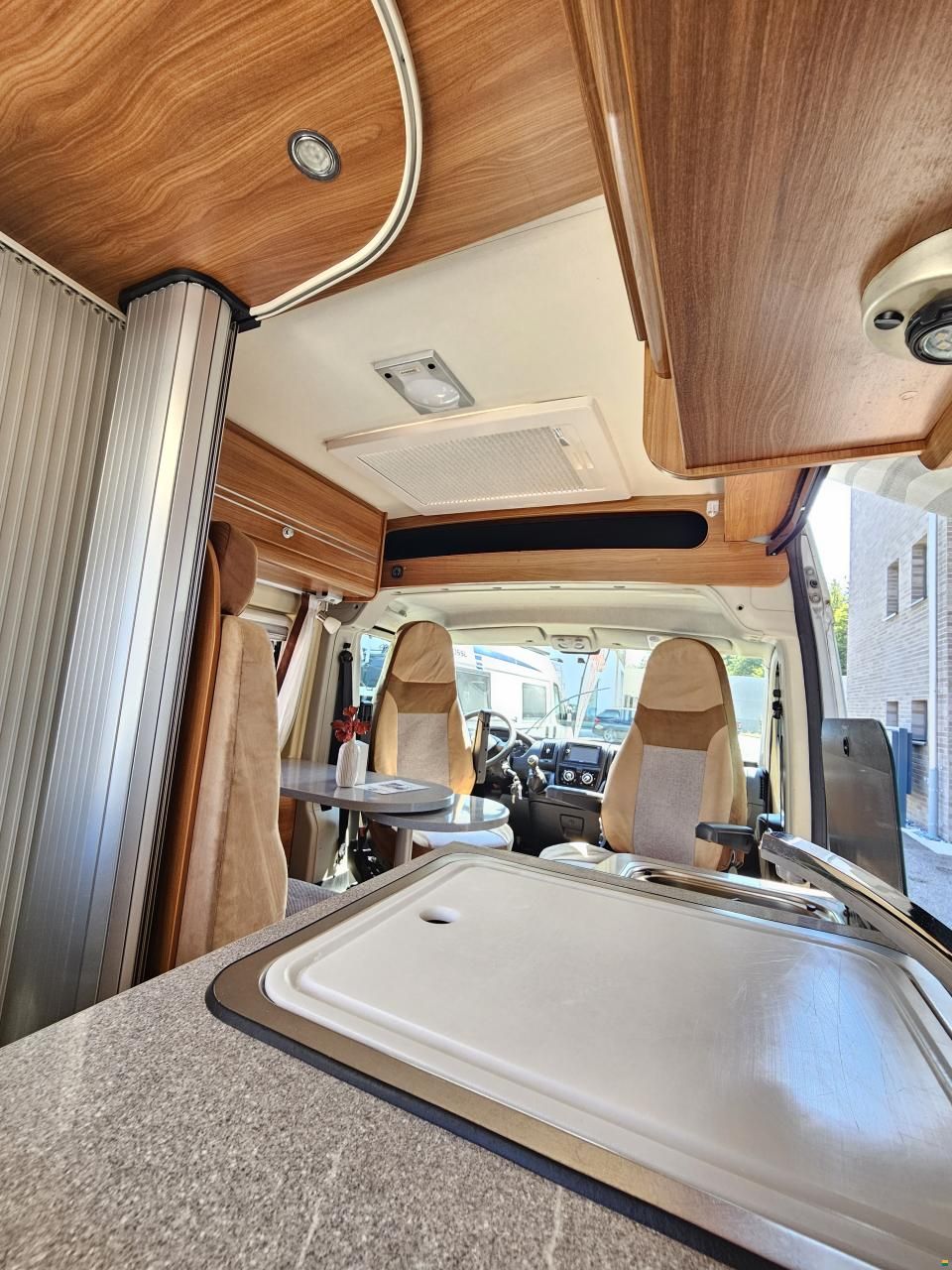 Pössl Globecar R540 mit Doppelbett, Solar!