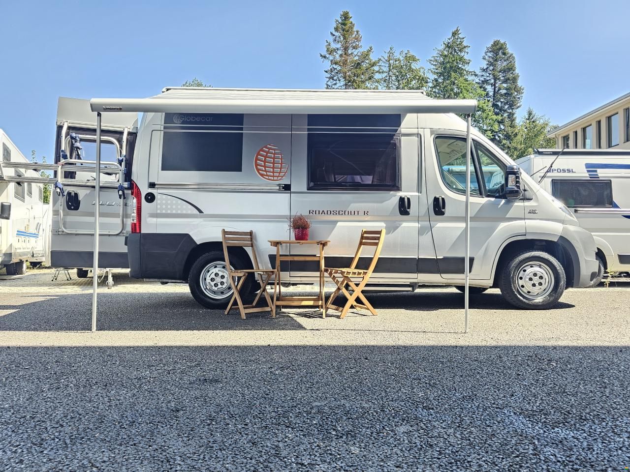Pössl Globecar R540 mit Doppelbett, Solar!