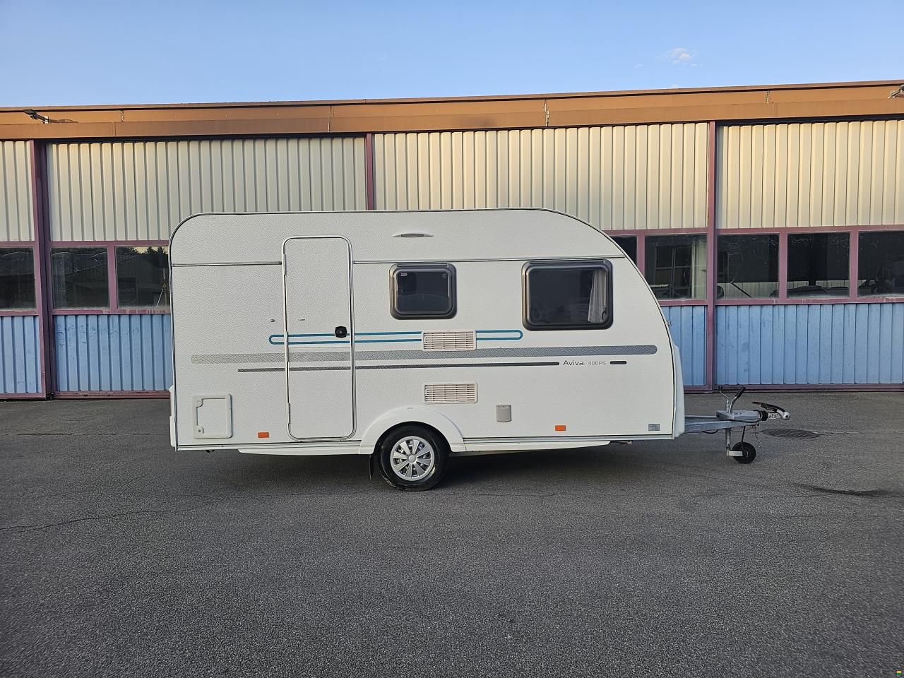 Adria Aviva E 400 PS